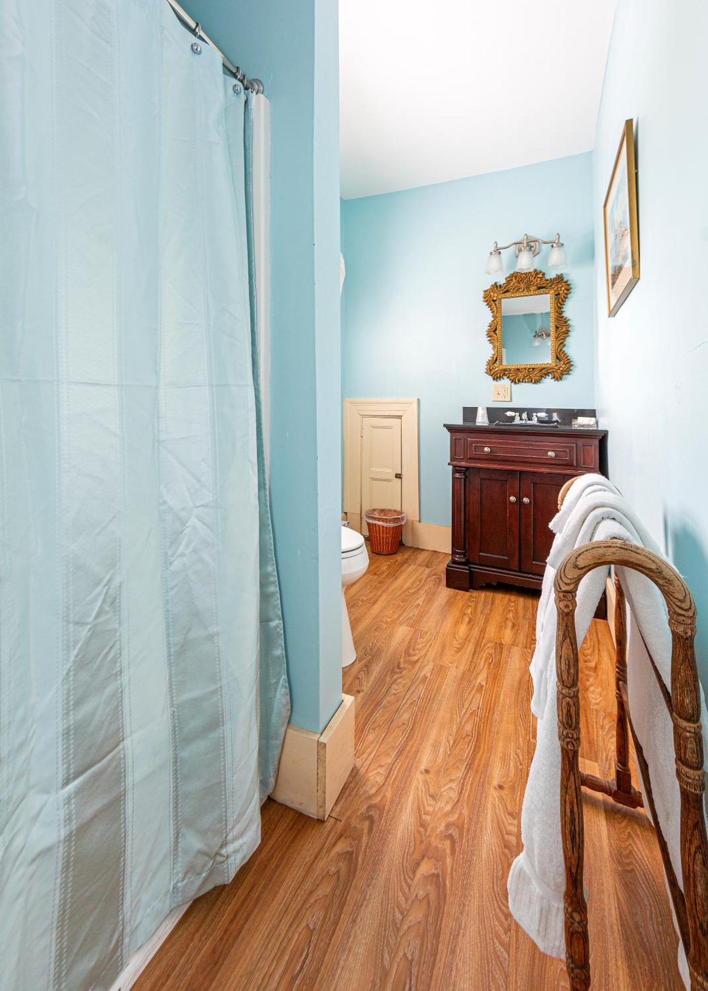 Thornhedge Bed & Breakfast